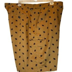 Tackle & Tides Mens Size 44 Tan Football Print Flat Front Chino Shorts 8" inseam